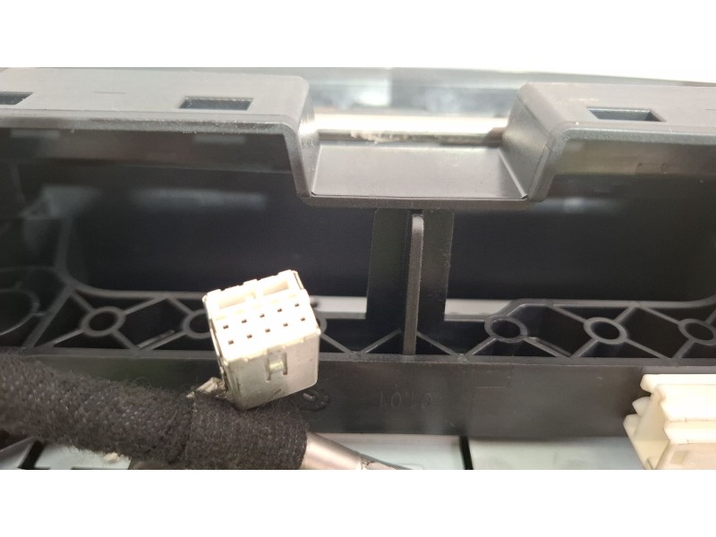 Recambio de pantalla multifuncion para mercedes-benz c 200 cdi referencia OEM IAM A20468012319F45 A2048204297  