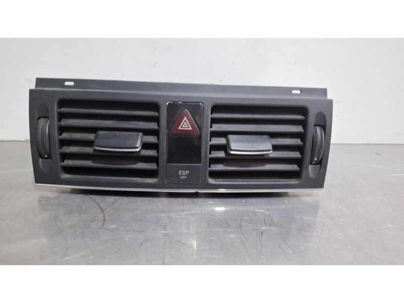 Recambio de rejilla aireadora para mercedes-benz c 200 cdi referencia OEM IAM A2048304054  