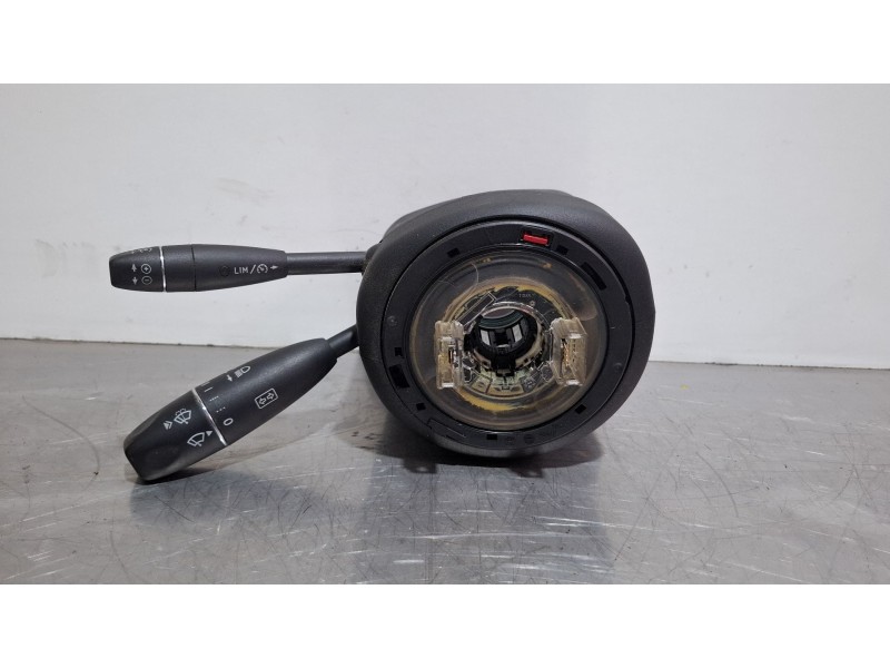 Recambio de mando multifuncion para mercedes-benz c 200 cdi referencia OEM IAM A2044403202  