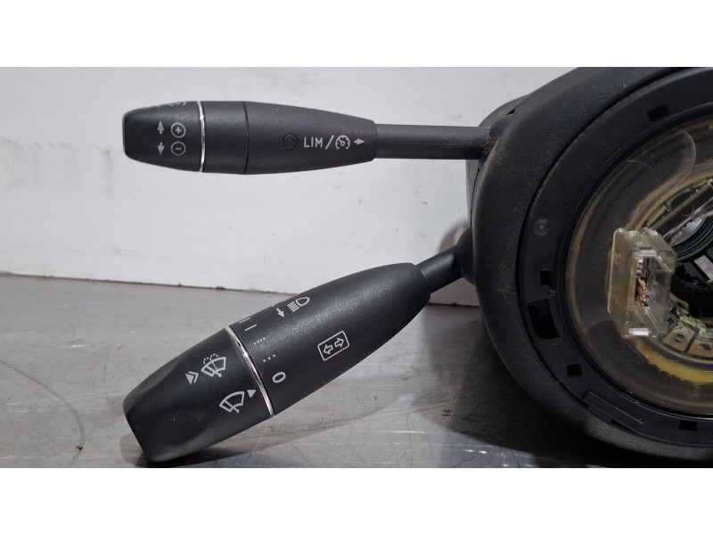 Recambio de mando multifuncion para mercedes-benz c 200 cdi referencia OEM IAM A2044403202  