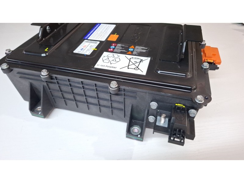 Recambio de bateria usada para kia sportage 1.6 hibrido no enchufable nq5e/f5p21/m61a17 referencia OEM IAM E13100RÉS-020057  