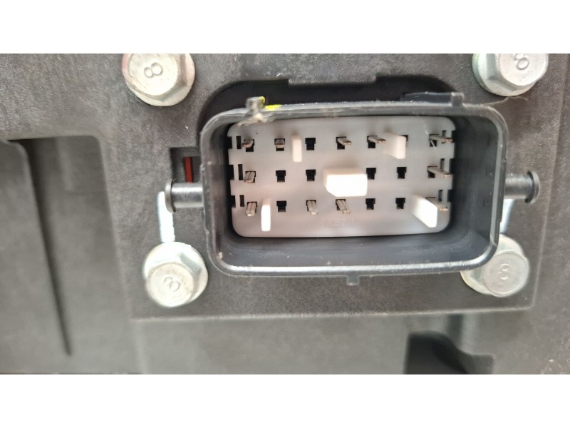 Recambio de bateria usada para kia sportage 1.6 hibrido no enchufable nq5e/f5p21/m61a17 referencia OEM IAM E13100RÉS-020057  