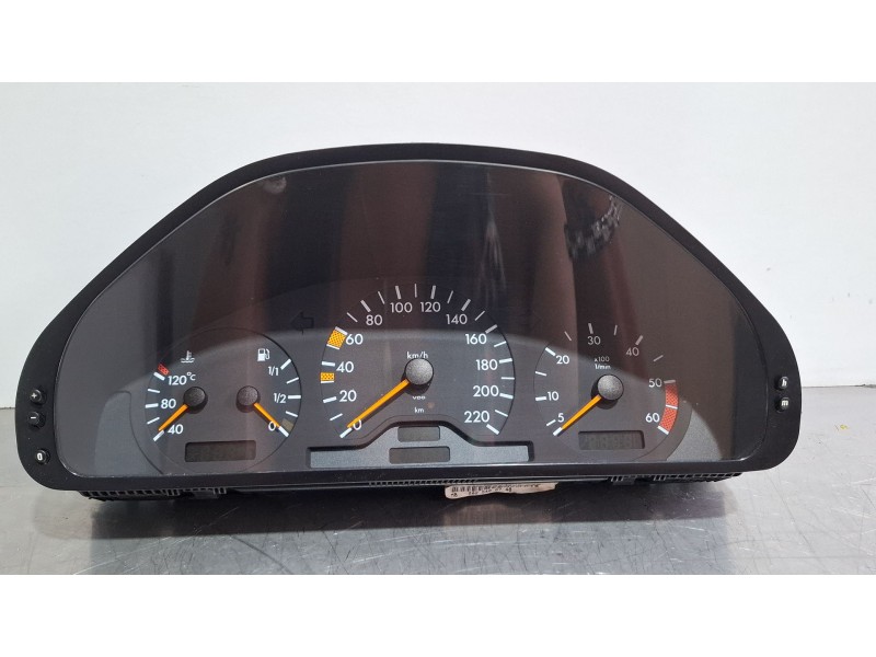 Recambio de cuenta kilometros para mercedes-benz 250d referencia OEM IAM 2025400748  