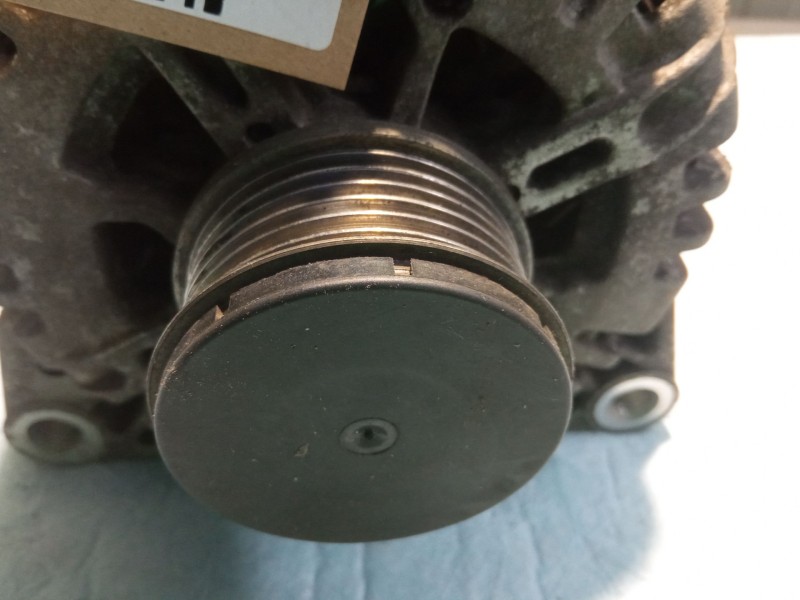 Recambio de alternador para citroën c4 referencia OEM IAM 9646321780  