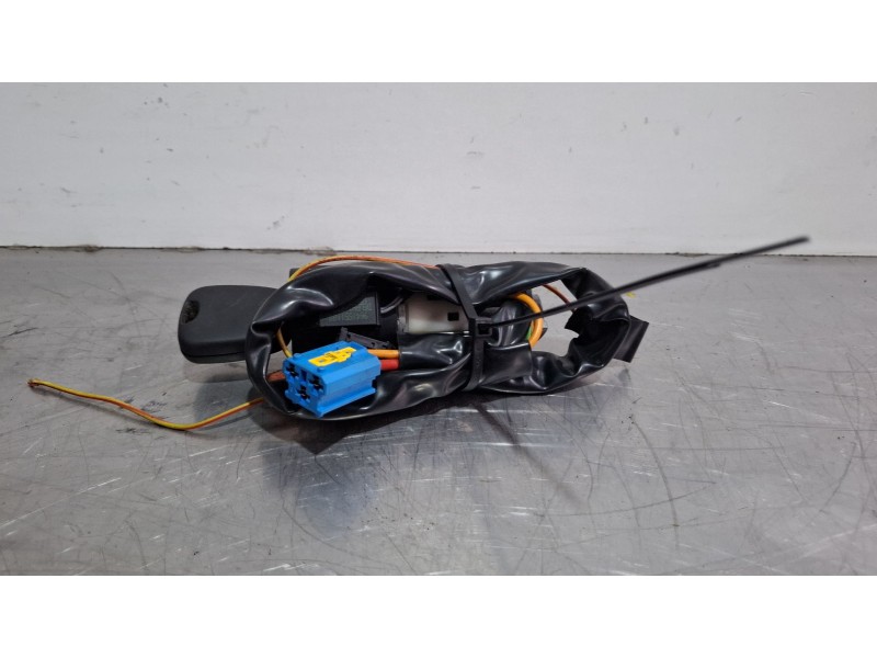 Recambio de llave de contacto para peugeot 206 referencia OEM IAM 9641551180  