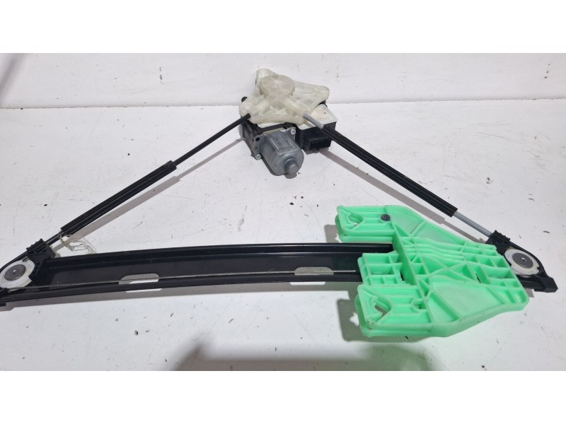 Recambio de elevalunas trasero derecho para seat león referencia OEM IAM 5FA839462  