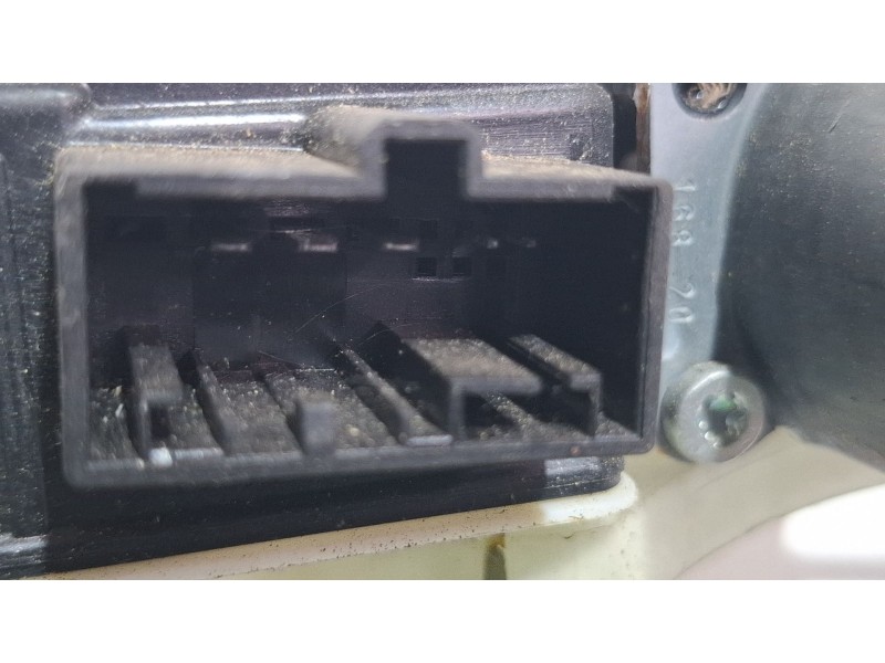 Recambio de elevalunas trasero derecho para seat león referencia OEM IAM 5FA839462  