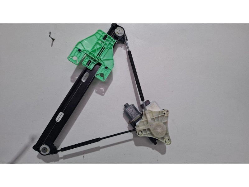 Recambio de elevalunas trasero izquierdo para seat león referencia OEM IAM 5FA839461  