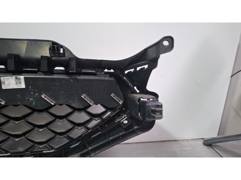 Recambio de rejilla delantera para seat león referencia OEM IAM   