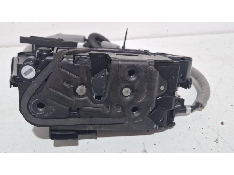 Recambio de cerradura puerta trasera izquierda para seat león referencia OEM IAM 5TA839015L  