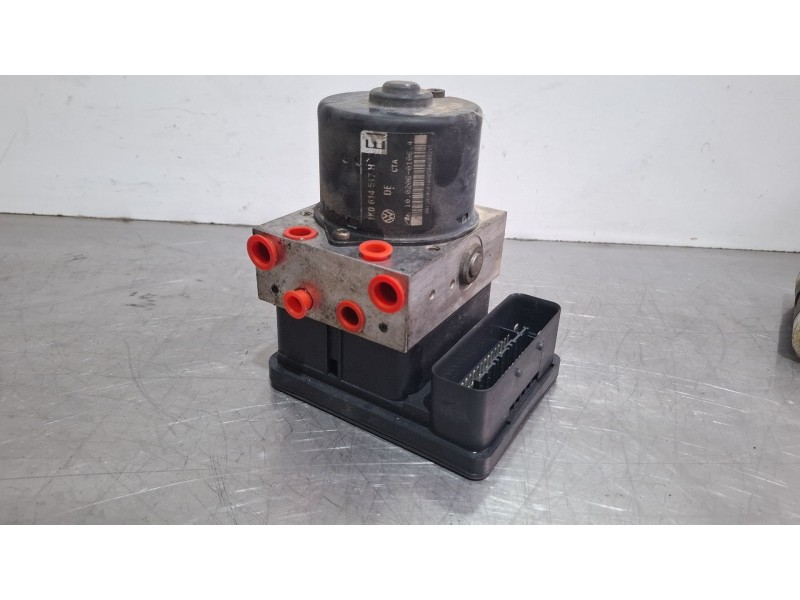 Recambio de modulo abs para volkswagen golf referencia OEM IAM 1K0614517H / 1K0907379K  