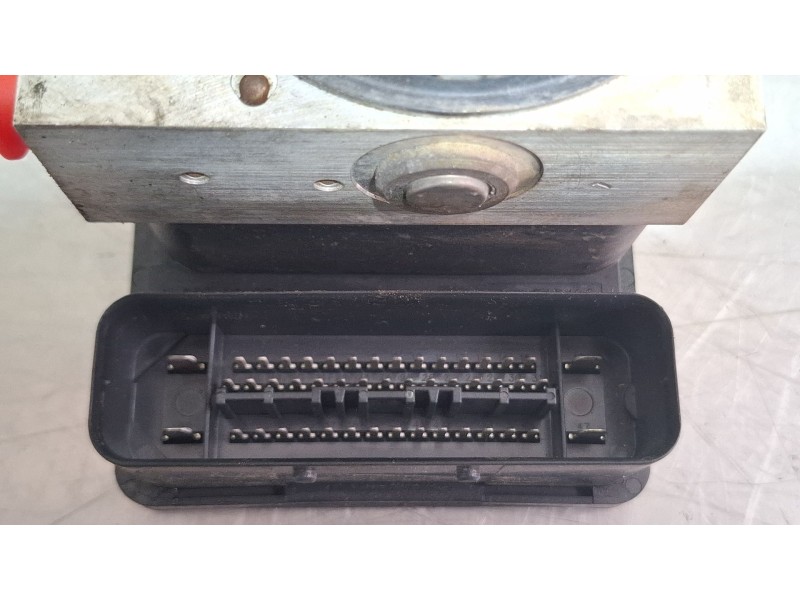 Recambio de modulo abs para volkswagen golf referencia OEM IAM 1K0614517H / 1K0907379K  