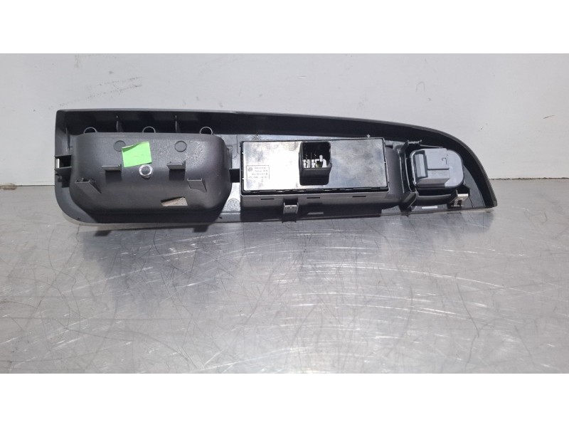 Recambio de mando elevalunas delantero izquierdo para volkswagen golf referencia OEM IAM 1K4959857B  