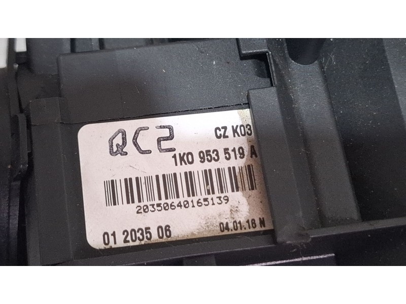 Recambio de mando multifuncion para volkswagen golf referencia OEM IAM LK01403505 1K0953549A 1K0959653 1K0953519A 1K0953513  