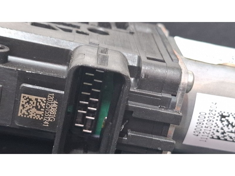 Recambio de elevalunas delantero izquierdo para seat ibiza ii referencia OEM IAM 6J4837401D 6R0959801M  