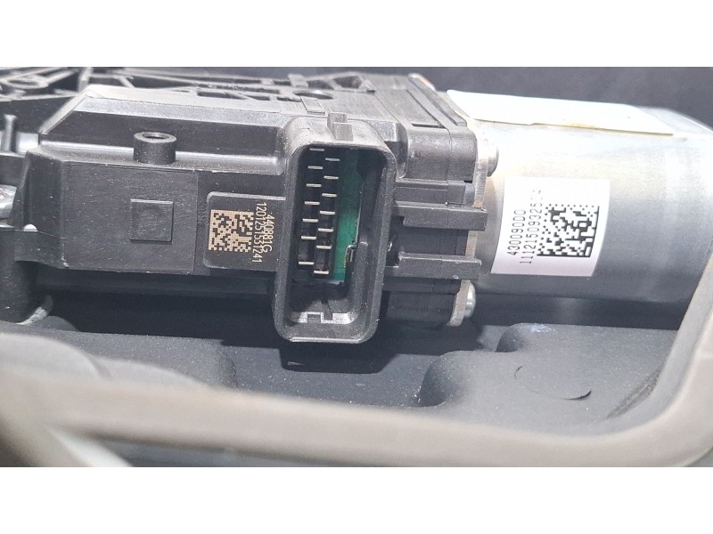 Recambio de elevalunas delantero izquierdo para seat ibiza ii referencia OEM IAM 6J4837401D 6R0959801M  