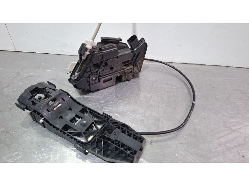 Recambio de cerradura puerta trasera derecha para seat ibiza ii referencia OEM IAM 06A-6J0839016E / 06A-6J0839016E  