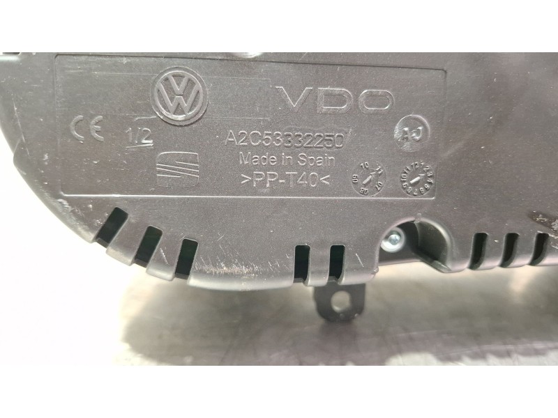 Recambio de cuenta kilometros para seat ibiza ii referencia OEM IAM 6J0920804  