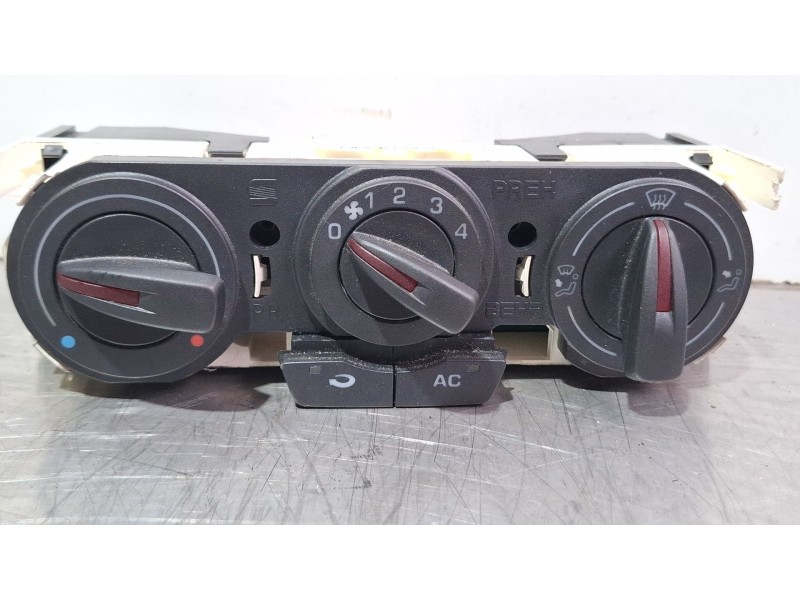 Recambio de mando calefaccion aire acondicionado para seat ibiza ii referencia OEM IAM 6J0820045A  