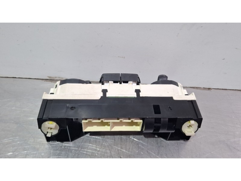 Recambio de mando calefaccion aire acondicionado para seat ibiza ii referencia OEM IAM 6J0820045A  