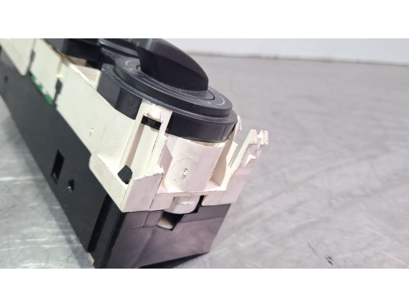 Recambio de mando calefaccion aire acondicionado para seat ibiza ii referencia OEM IAM 6J0820045A  