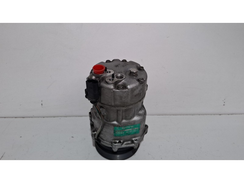 Recambio de compresor aire acondicionado para audi a3 referencia OEM IAM SD7V16 / 1J0820803F  