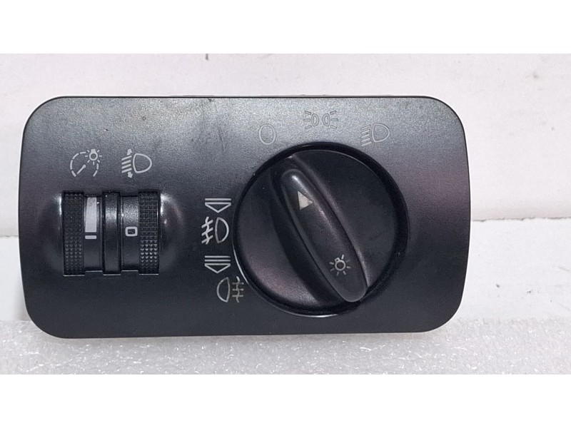 Recambio de llave luces para audi a3 referencia OEM IAM 8L1941531G  