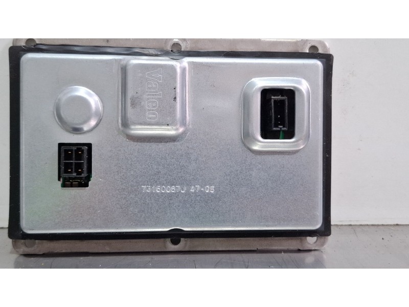 Recambio de centralita faros xenon para citroën c4 referencia OEM IAM 89035114  