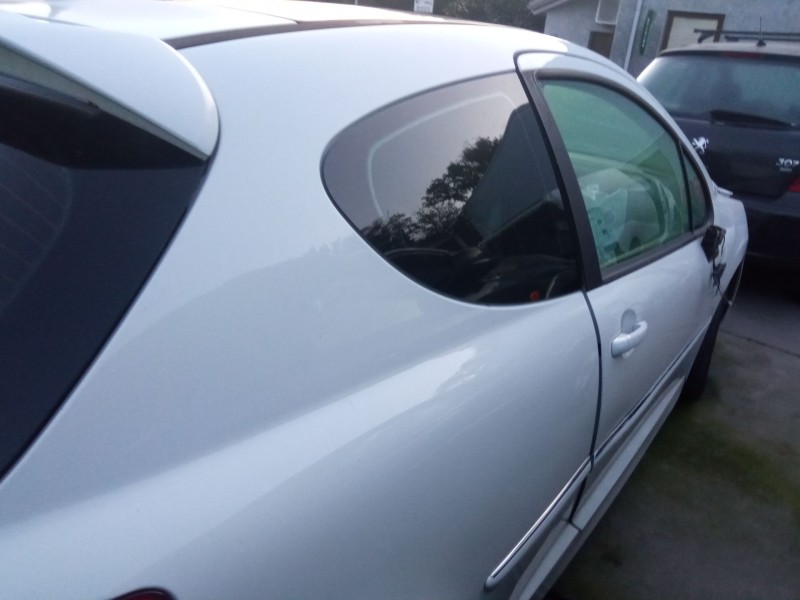 peugeot 207 del año 2011