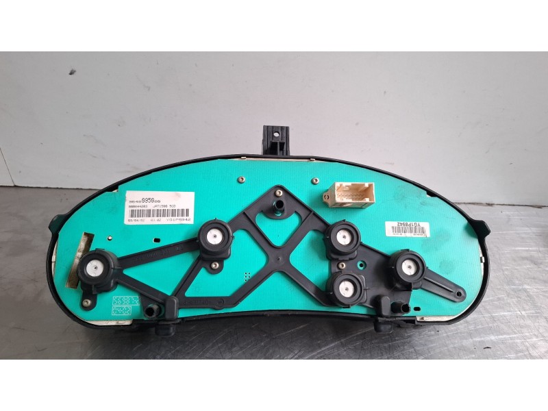 Recambio de cuenta kilometros para peugeot 206 referencia OEM IAM 9648095000  