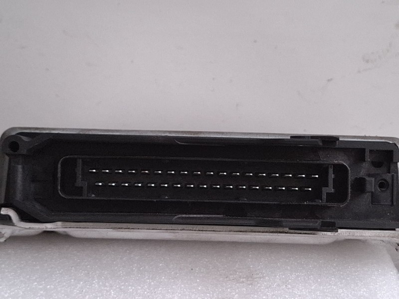 Recambio de centralita motor para opel vectra a (j89) 2.0 i (f19, m19) referencia OEM IAM 0261200131  