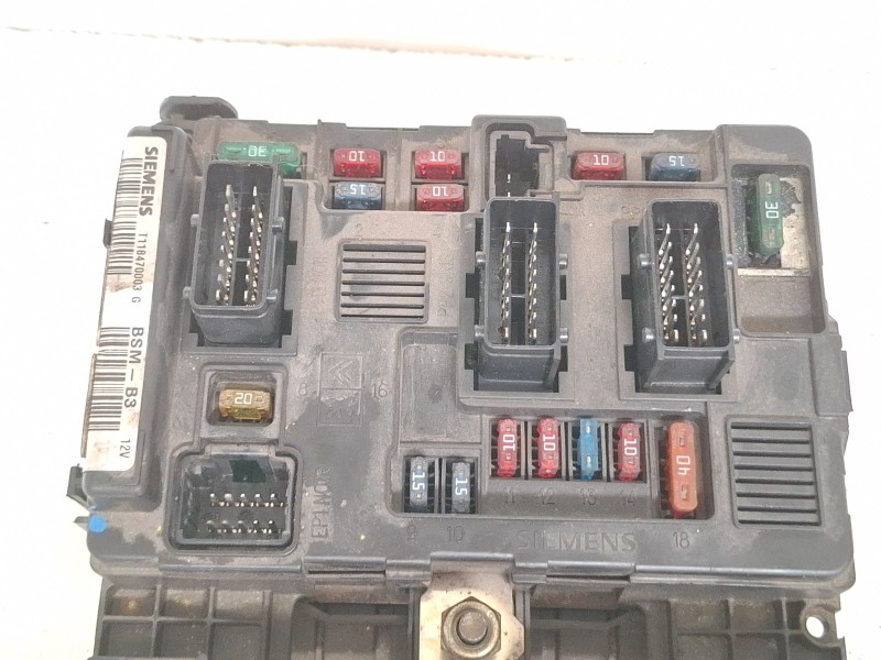 Recambio de centralita bsm para citroën c5 referencia OEM IAM 9643498880  