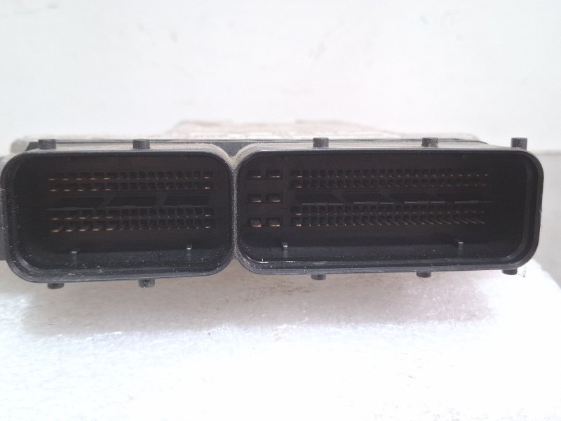 Recambio de centralita motor para seat leon (1p1) 1.9 tdi referencia OEM IAM 0281011884 03G906016AK  