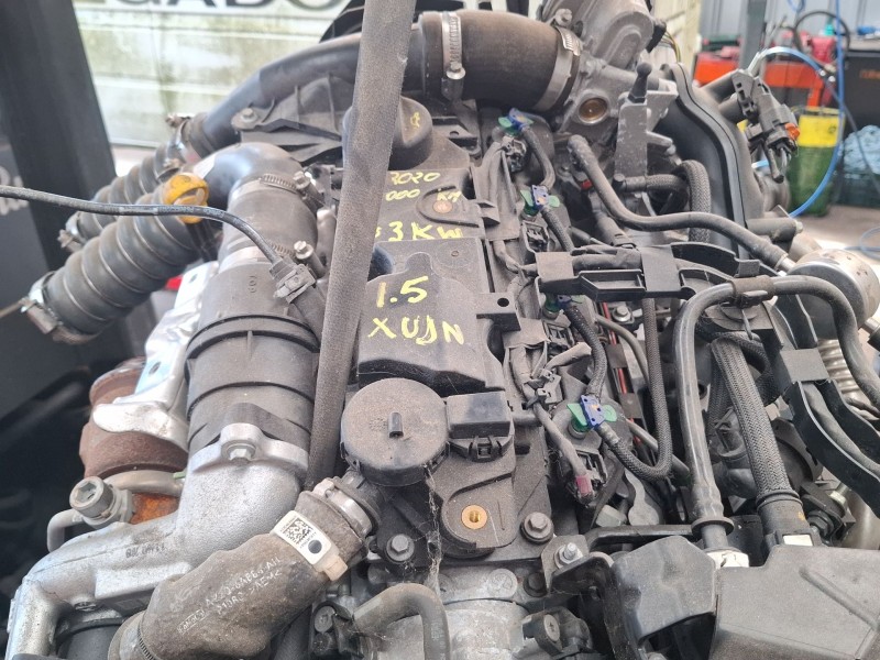 Recambio de motor completo para ford fiesta referencia OEM IAM XUJN  