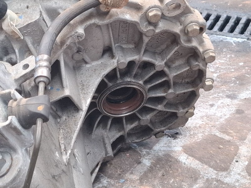 Recambio de caja cambios para ford fiesta referencia OEM IAM H1BR7002FFD  