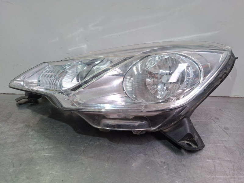 Recambio de faro delantero izquierdo para citroën ds3 referencia OEM IAM 77r00 967703828004  