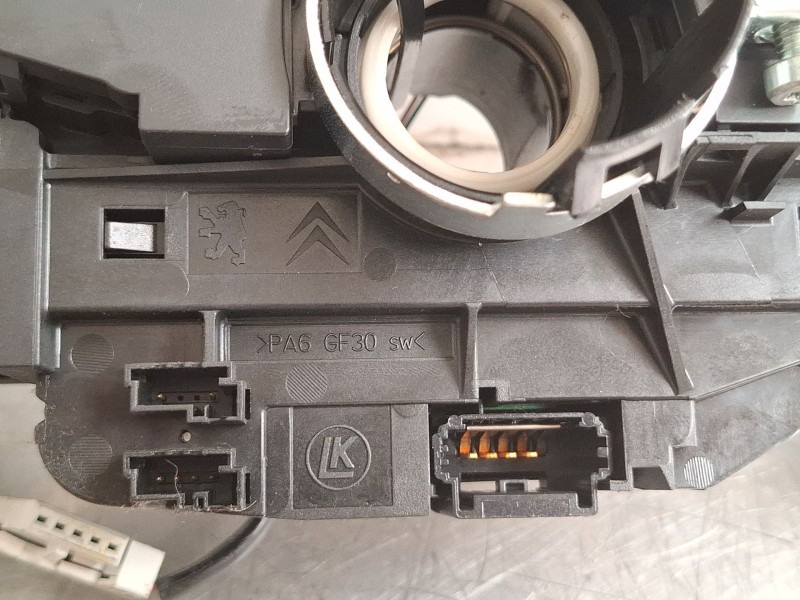 Recambio de mando multifuncion para citroën ds3 referencia OEM IAM 96773883ZD COM2008  