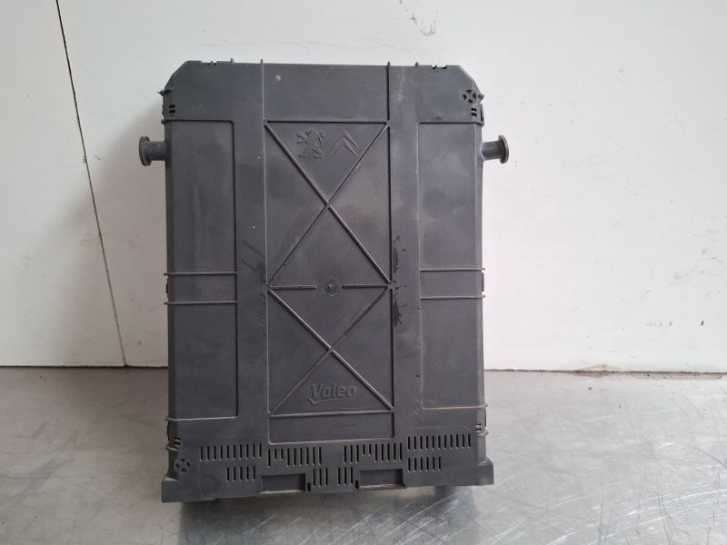 Recambio de centralita bsi para citroën ds3 referencia OEM IAM 9666951980  