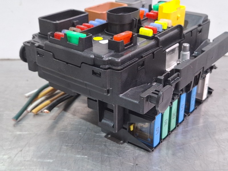 Recambio de centralita bsm para citroën ds3 referencia OEM IAM 9667199680  