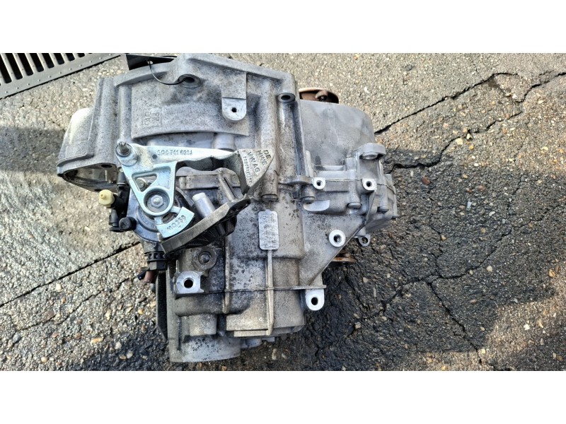 Recambio de caja cambios para seat leon (5f1) 2.0 tdi referencia OEM IAM PGT18106141  