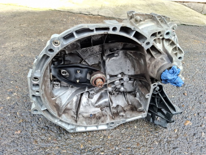 Recambio de caja cambios para peugeot 208 i (ca_, cc_) 1.2 puretech 82 referencia OEM IAM 20A701  