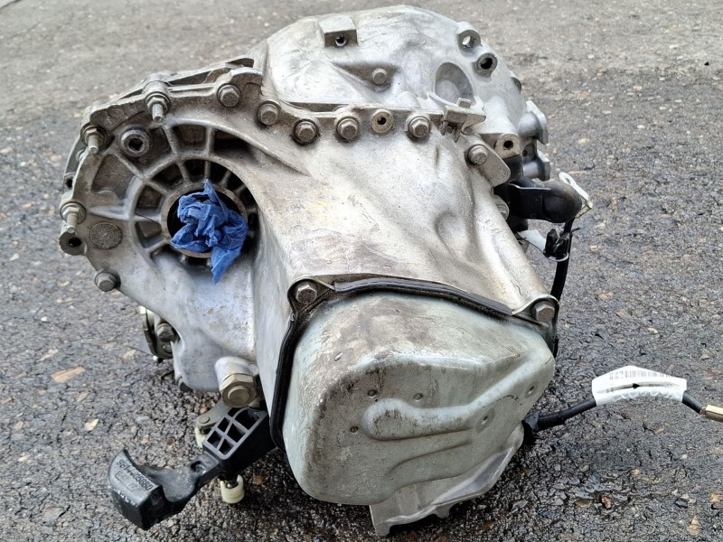 Recambio de caja cambios para peugeot 208 i (ca_, cc_) 1.2 puretech 82 referencia OEM IAM 20A701  