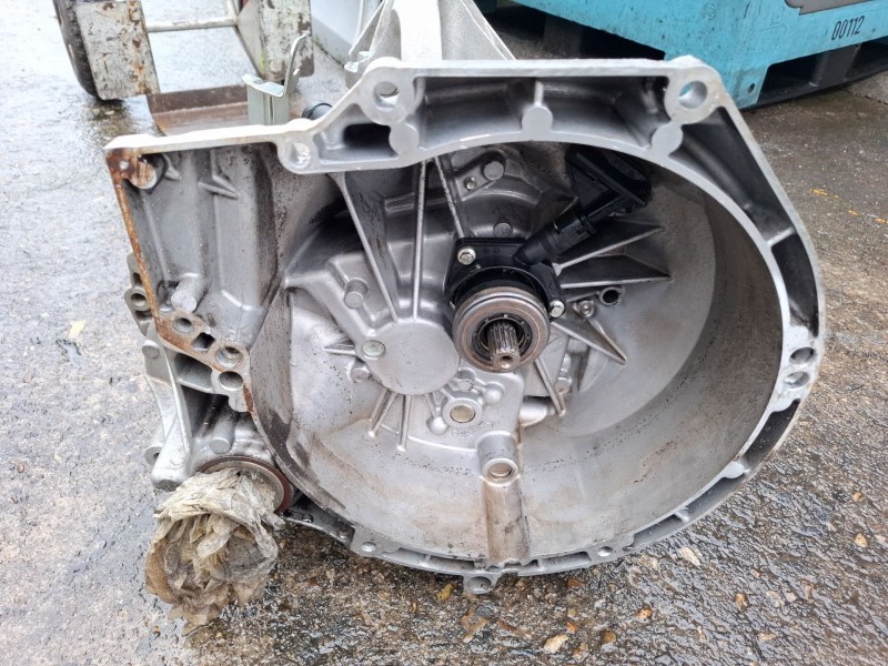 Recambio de caja cambios para ford focus iii 1.0 ecoboost referencia OEM IAM CV6R7002BBC  