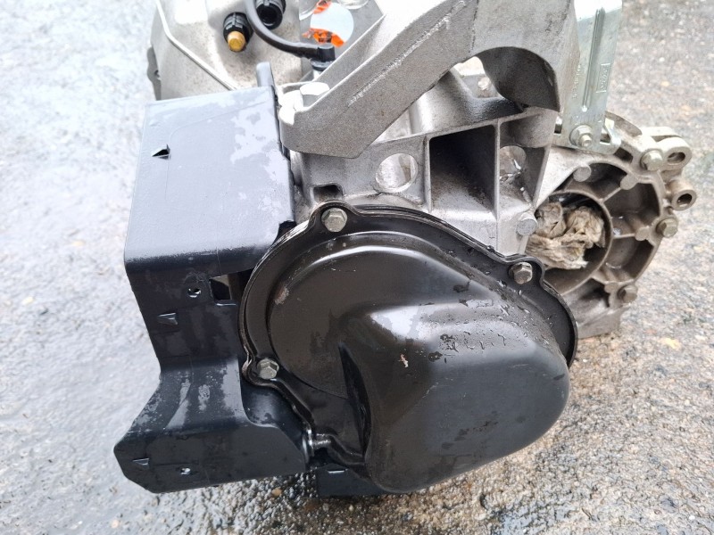 Recambio de caja cambios para ford focus iii 1.0 ecoboost referencia OEM IAM CV6R7002BBC  