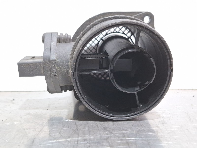 Recambio de caudalimetro para audi a3 8p referencia OEM IAM 0281002461 074906461B  