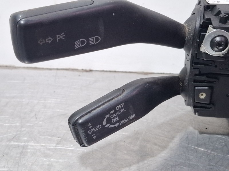 Recambio de mando multifuncion para audi a3 8p referencia OEM IAM 8P0907137Q  