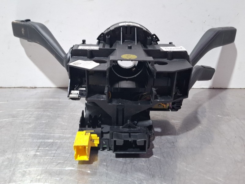 Recambio de mando multifuncion para audi a3 8p referencia OEM IAM 8P0907137Q  