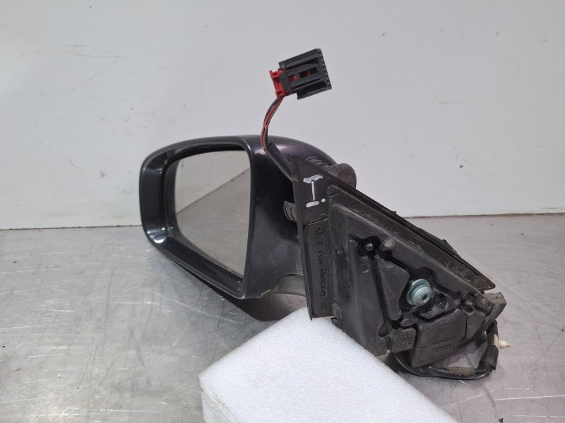 Recambio de espejo retrovisor izquierdo electrico para audi a3 8p referencia OEM IAM E1010754  