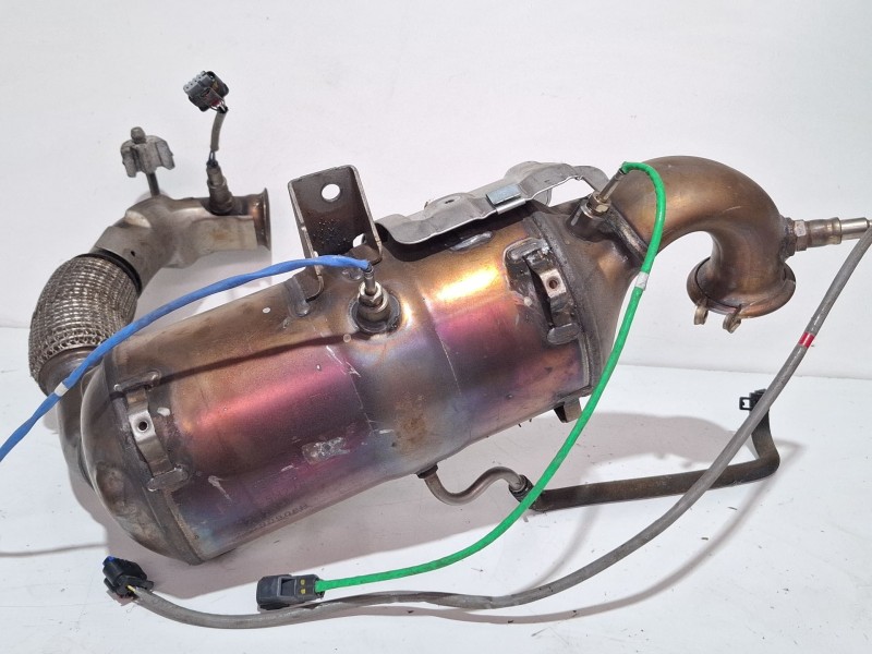 Recambio de filtro de particulas para ford fiesta referencia OEM IAM AM519N454DB  