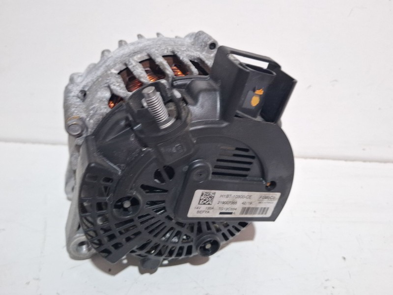 Recambio de alternador para ford fiesta referencia OEM IAM H1BT10300CE  